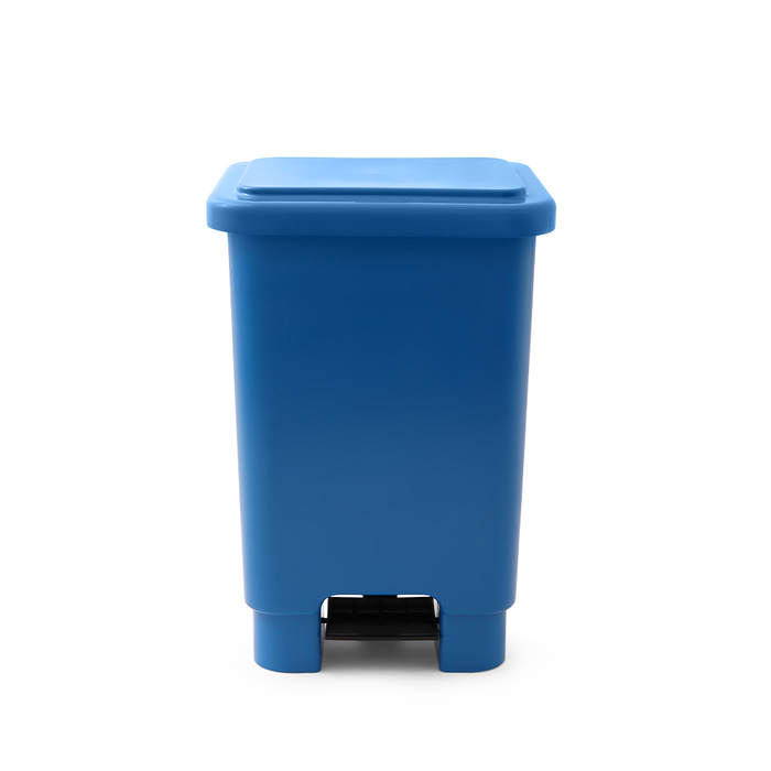 LIXEIRA COM PEDAL 50 LITROS