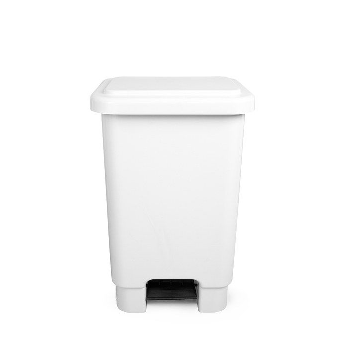 LIXEIRA COM PEDAL 50 LITROS